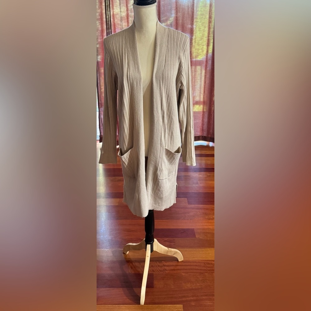 M ARGEAUX & ILLIE Elegant Beige Open Front Cardigan